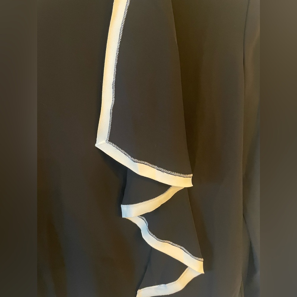Black & White Ruffle Blouse - Picture 3 of 4